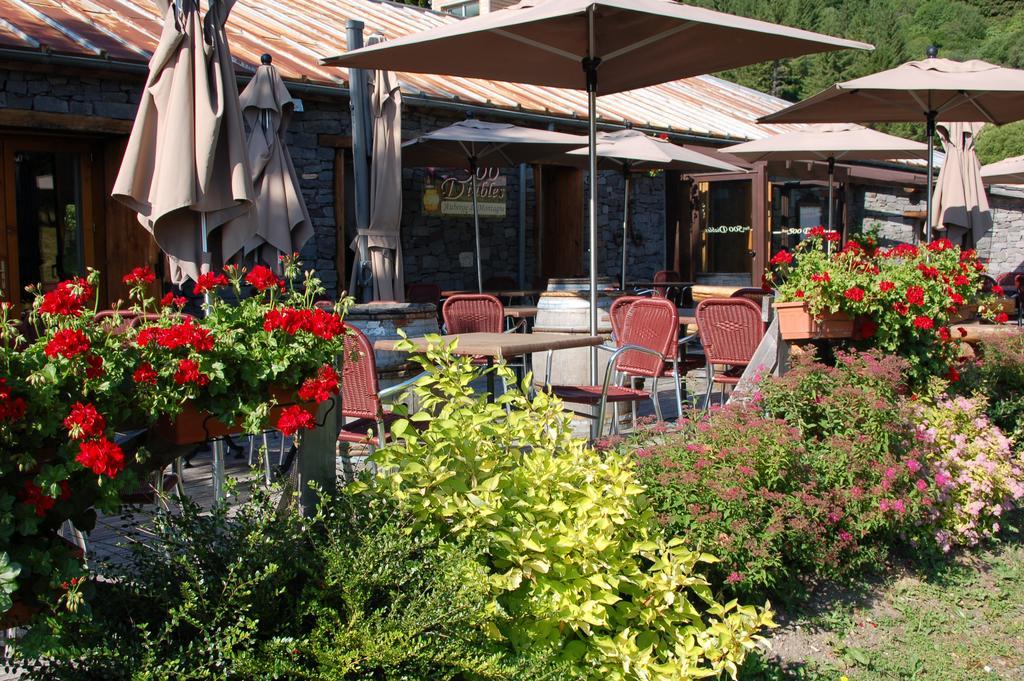 Aux 500 Diables Eco Lodge - Hotel Chambon-sur-Lac Exterior photo
