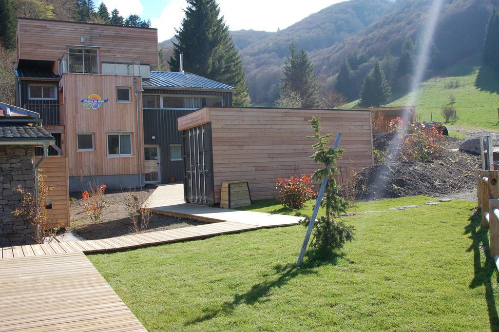 Aux 500 Diables Eco Lodge - Hotel Chambon-sur-Lac Exterior photo